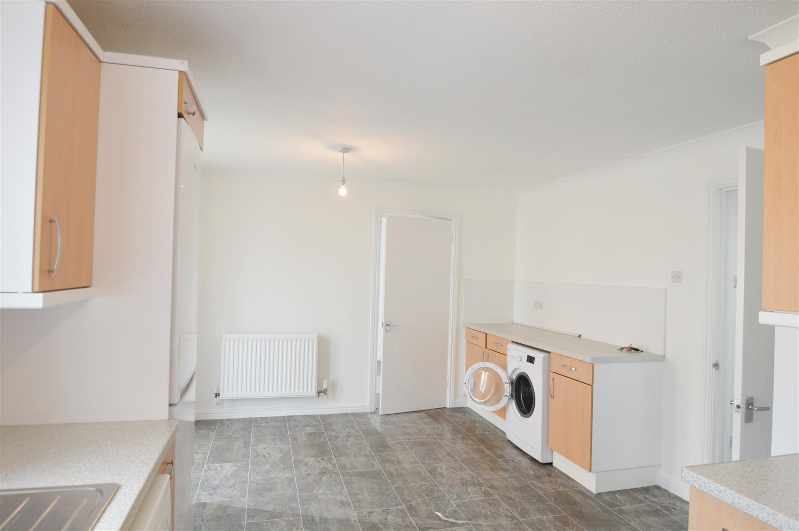 2 Maes Y Wennol, Miskin, RCT, CF72 8SB